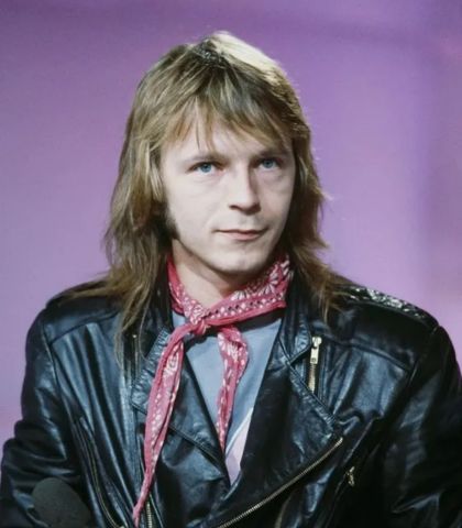 Hommage à RENAUD